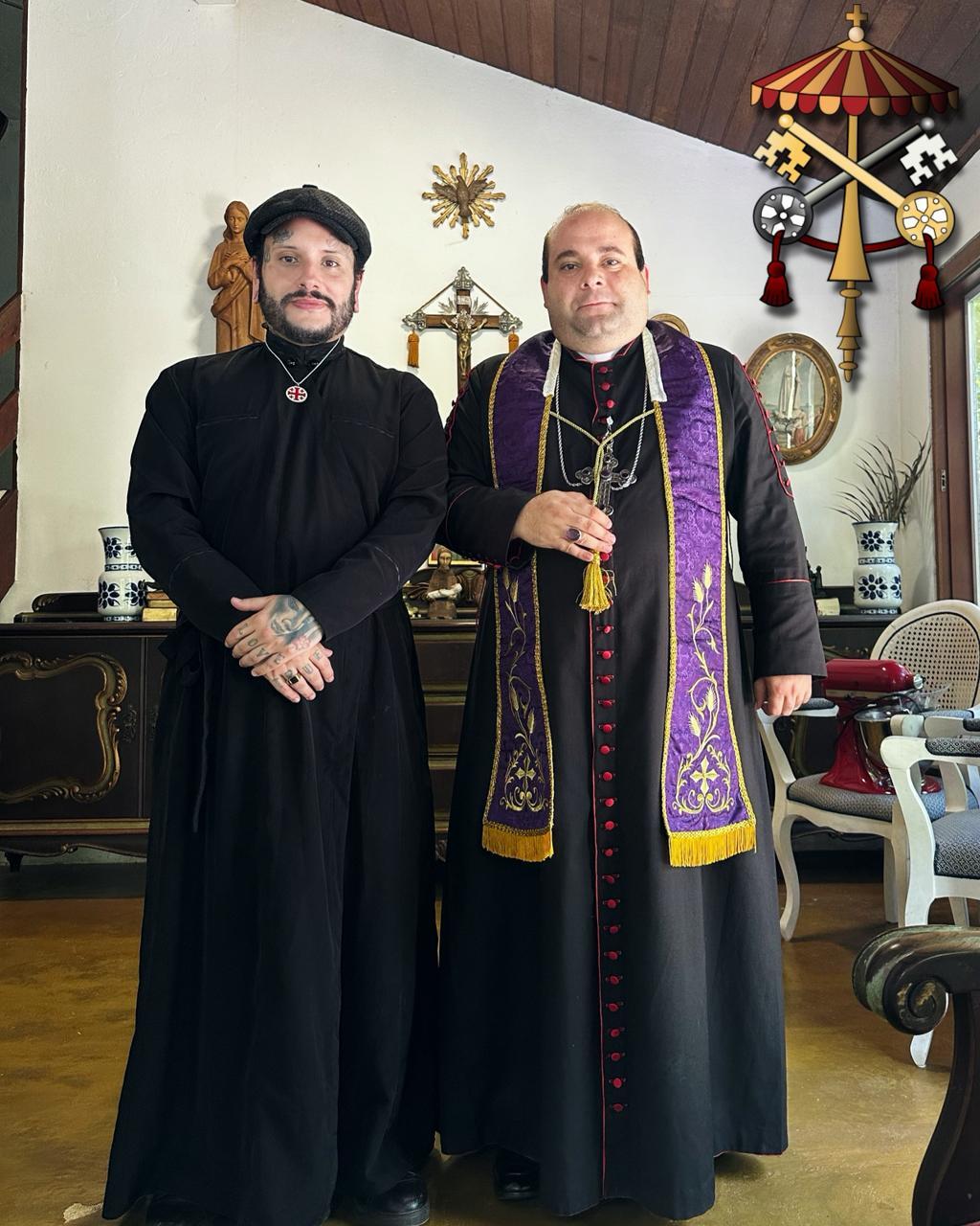 Bispo Dom Rodrigo e Victor Stavale